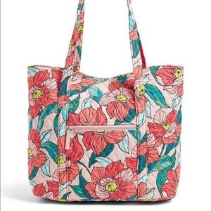 Vera Bradley tote bag